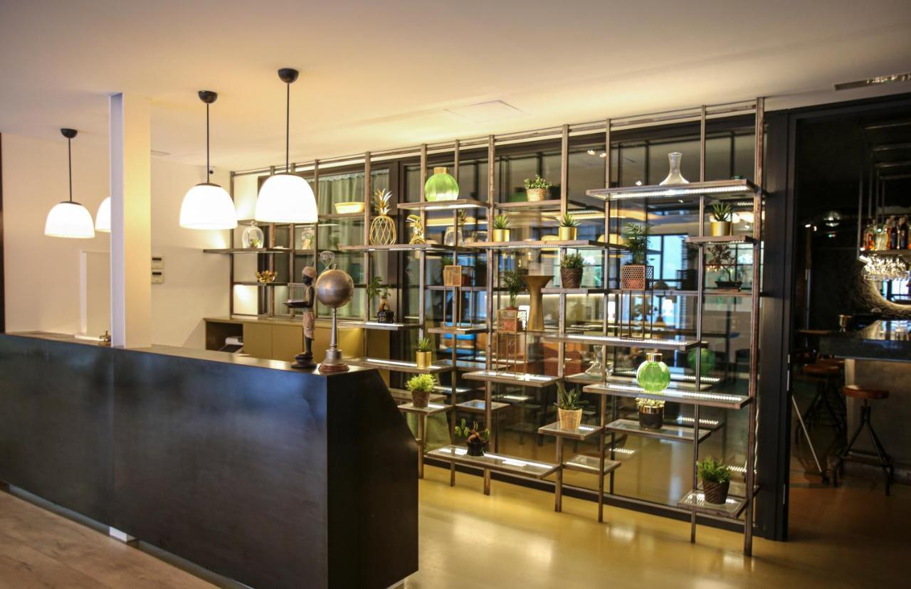 Gatell Hotel Vilanova i la Geltru Exterior photo